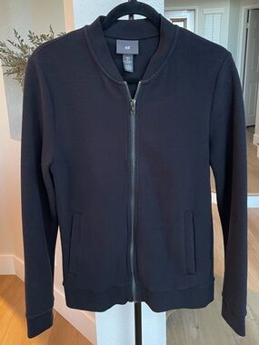 H&M Men’s Black Ribbed Lightweight Textured Bomber Jacket - Size Small